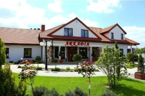 阿卡迪亚宴会厅宾馆，位于Wola Pasikońska的酒店