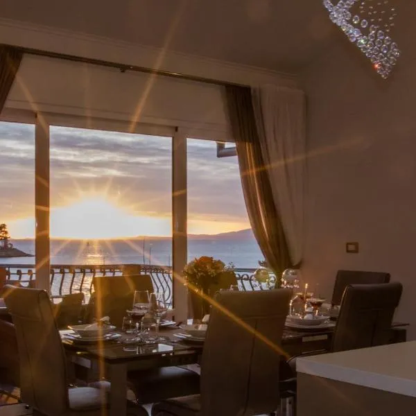 apartment HANA，位于拉布的酒店