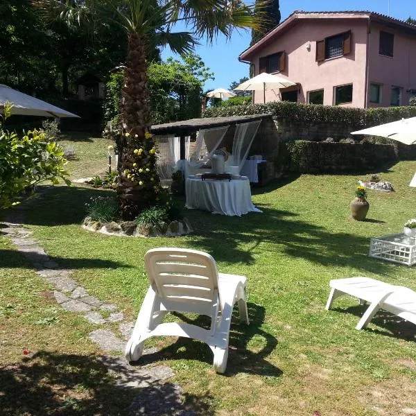 克里斯蒂安和米歇尔度假屋，位于Tragliata的酒店