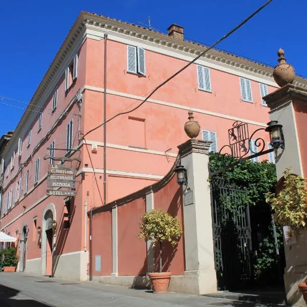 安格努尔酒店，位于I Pieracci的酒店