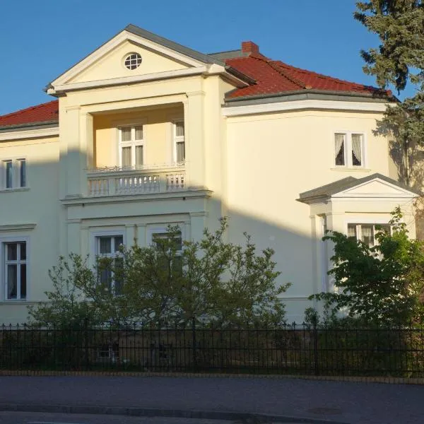 Villa Moeller，位于Treuenbrietzen的酒店