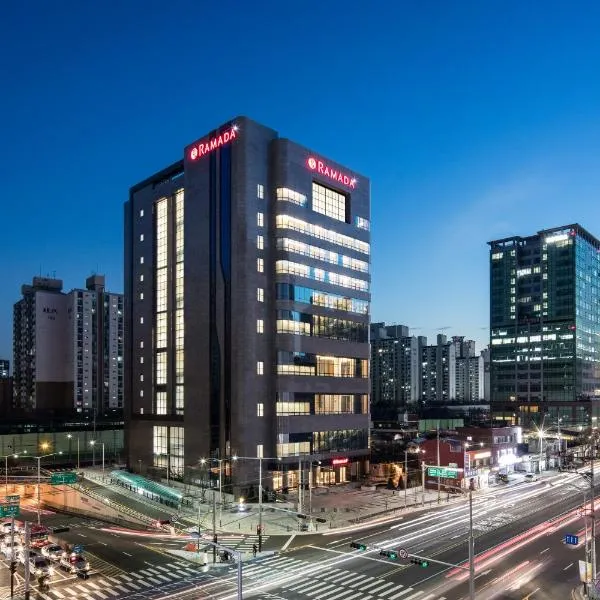 华美达首尔辛多林酒店，位于首尔的酒店
