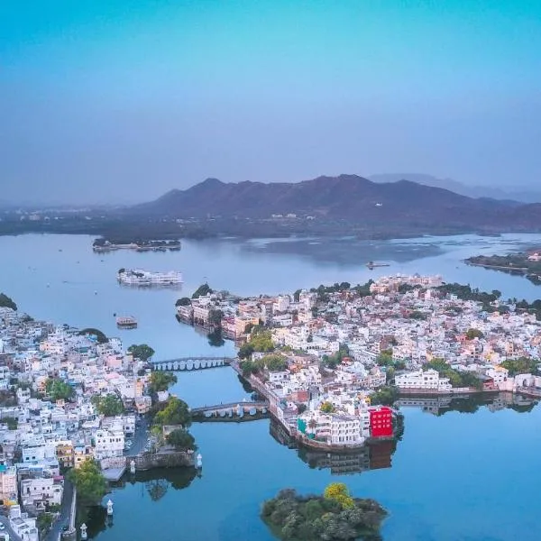 Oolala - Your lake house in the center of Udaipur，位于乌代浦的酒店