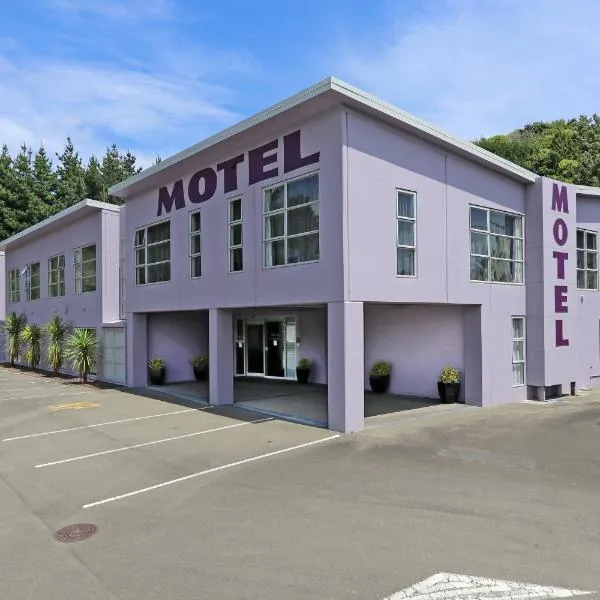 紫晶阁汽车旅馆，位于Tawa的酒店