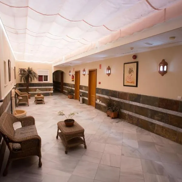奎塔高普酒店，位于赫雷斯-德拉弗龙特拉的酒店