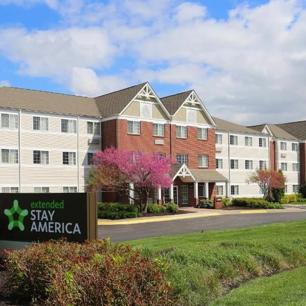 酒店Extended Stay America - 堪萨斯城 - 机场 - 蒂芙尼泉，位于Executive Hills Polo Club Heliport的酒店