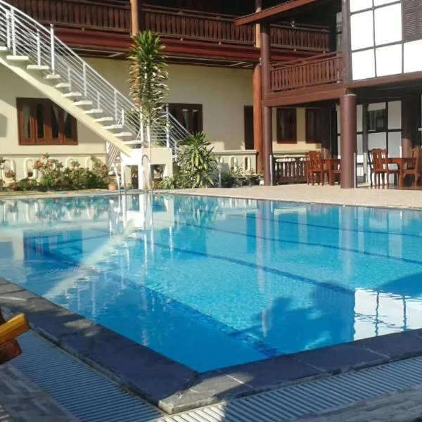 肯格马尼克洛尼亚尔旅馆，位于Muang Không的酒店