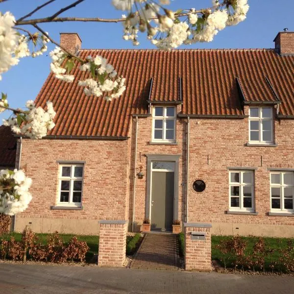 海特波斯腾霍夫住宿加早餐旅馆，位于Puiflijk的酒店