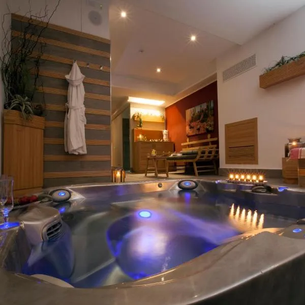 Hotel Tasso Suites & Spa，位于索伦托的酒店