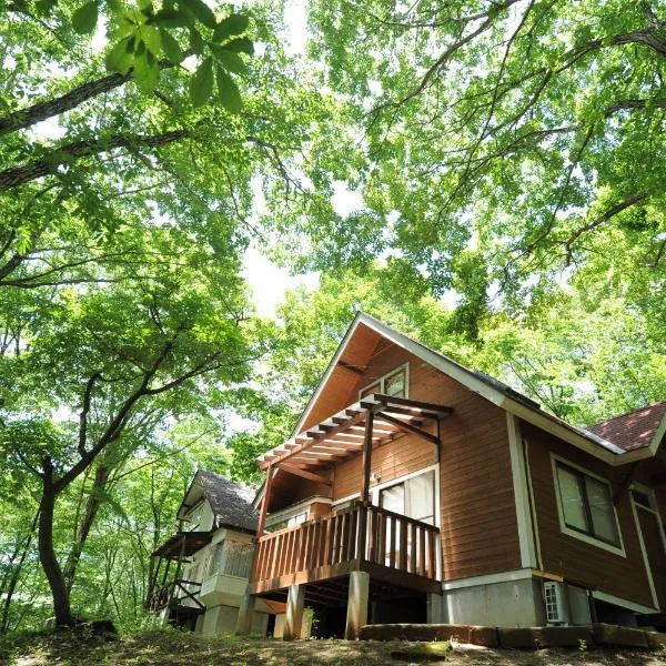 Izumigo AMBIENT Yatsugatake Cottage，位于北斗市的酒店