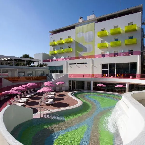 塞米勒米斯酒店，位于Dhiónisos的酒店