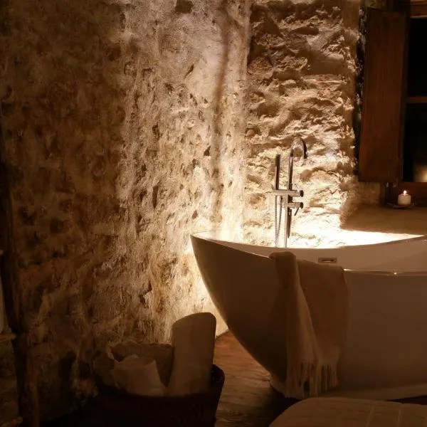 Charme in Perillis，位于Castel di Ieri的酒店