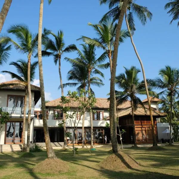 The Villa by Contemporary Ceylon，位于霍勒讷的酒店