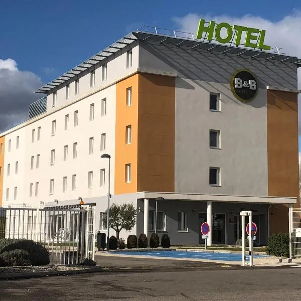 B&B HOTEL Lyon Eurexpo Chassieu，位于Saint-Pierre-de-Chandieu的酒店