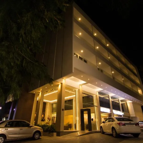 Roopa Elite，位于Vānivilāsa Puram的酒店
