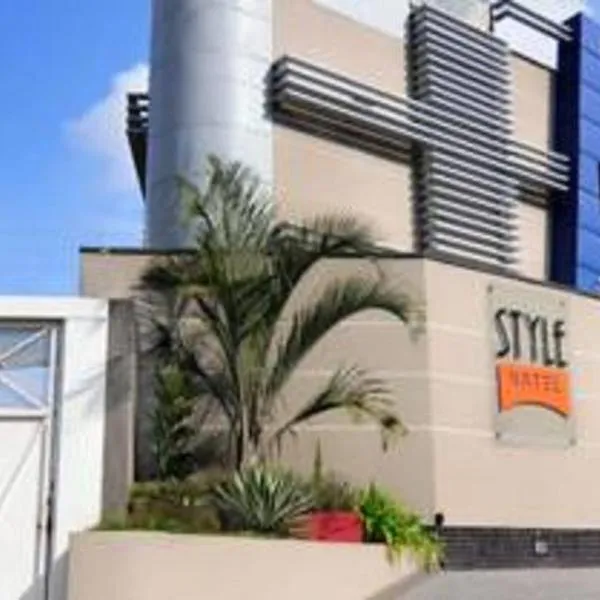 Style Hotel ( Adults Only)，位于Jaraguá的酒店