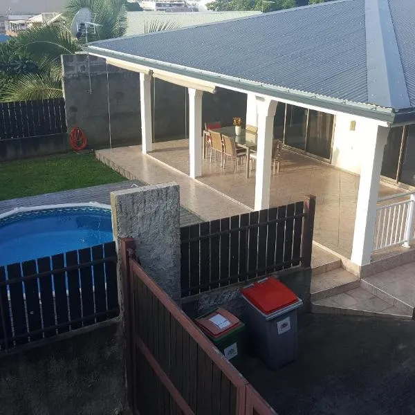 "Hanikea" Quiet & Pool Home，位于Te Auae的酒店