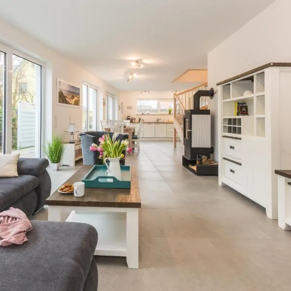 Strandhaus Lindenstraße，位于青斯特的酒店