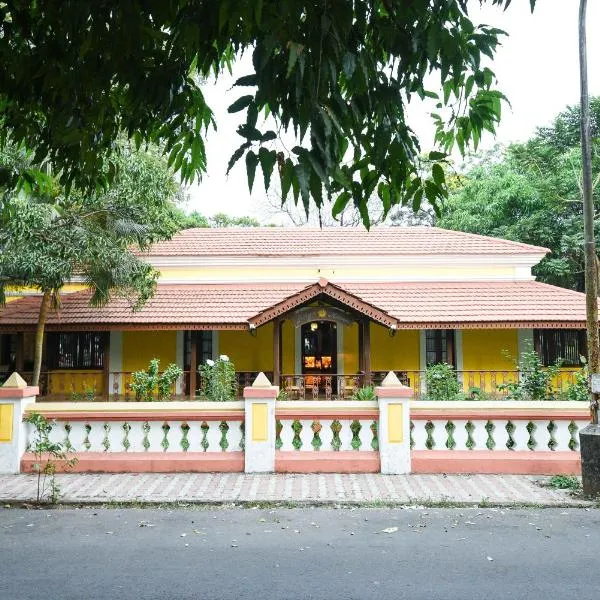 Surya Kiran Heritage Hotel，位于Ribandar的酒店