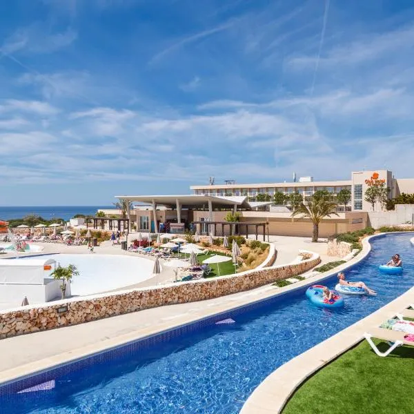 Minura Sur Menorca & Waterpark，位于蓬塔普里马的酒店