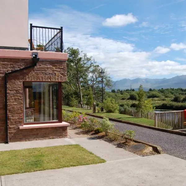 Grove Lodge Holiday Homes 3 Bed by Trident Holiday Homes，位于基洛格林的酒店