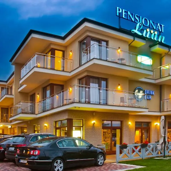 鲁安酒店，位于弗瓦迪斯瓦沃沃的酒店