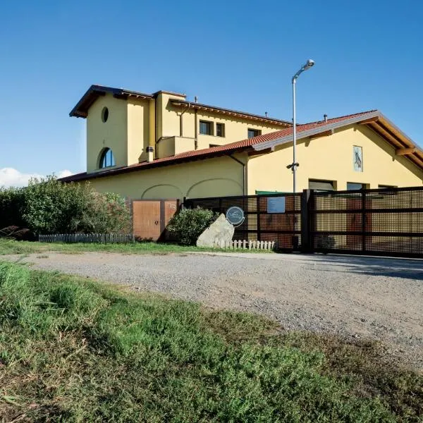 Agriturismo Camisi qh，位于坎比亚戈的酒店