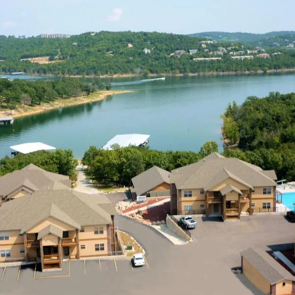 Rockwood Condos on Table Rock Lake With Boat Slips，位于布兰森的酒店