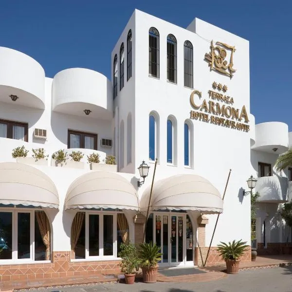 卡莫纳阳台酒店，位于Las Bombardas的酒店