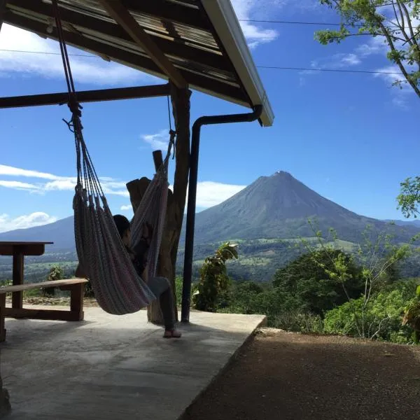 Casa Torre Eco- Lodge，位于纽沃阿雷纳尔的酒店