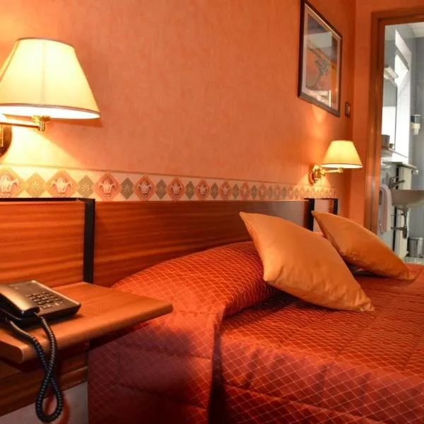 米兰酒店，位于巴索维扎的酒店