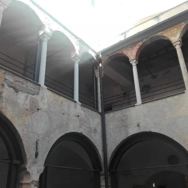Al Chiostro Guesthouse，位于热那亚的酒店
