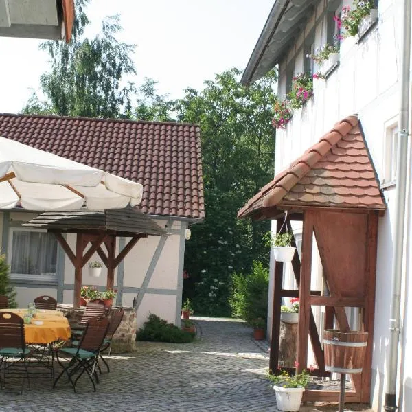 Landhotel "Zum Nicolaner"，位于Ossig的酒店