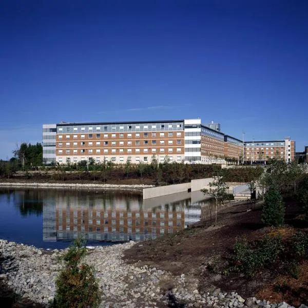 住宅&会议中心酒店 - 奥沙瓦，位于奥沙瓦的酒店