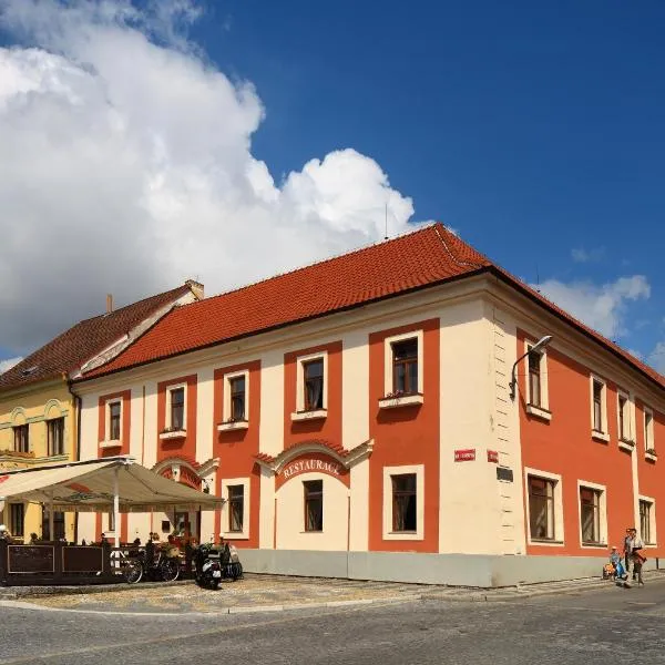Hotel Panská，位于Dobronice的酒店