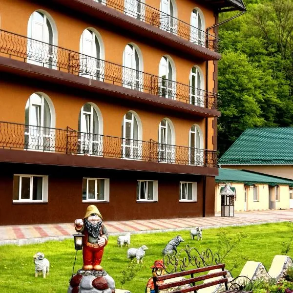 Perlyna Podillyа，位于Khorostkiv的酒店