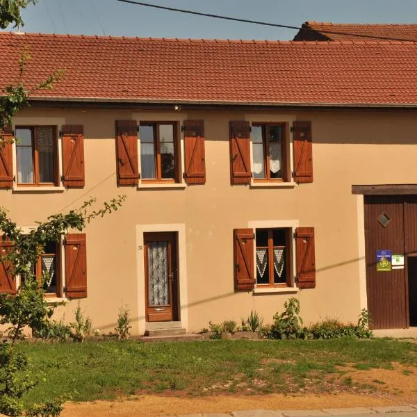la grange aux hirondelles，位于Moncel-sur-Seille的酒店