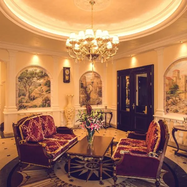 Hotel Florian Palace，位于Rodvínov的酒店