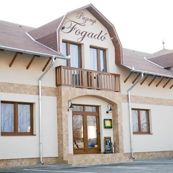 Pazonyi Fogadó és Étterem，位于Kemecse的酒店