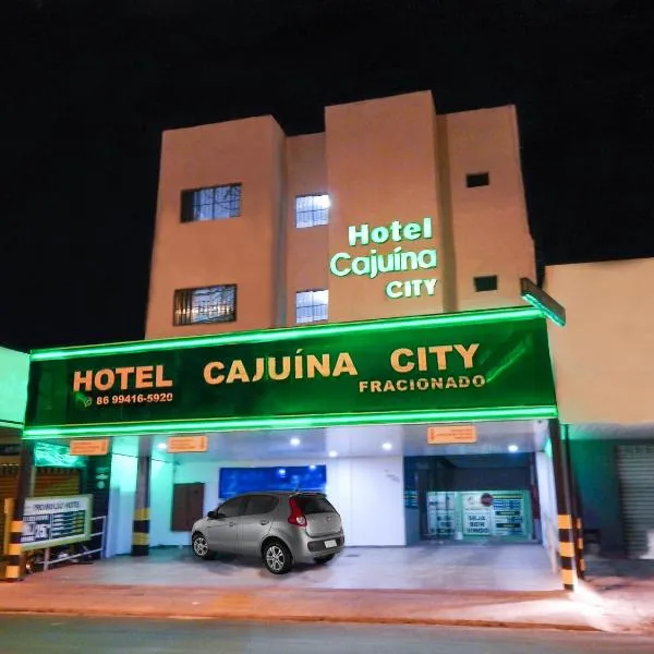 Hotel Cajuína City，位于特雷西纳的酒店