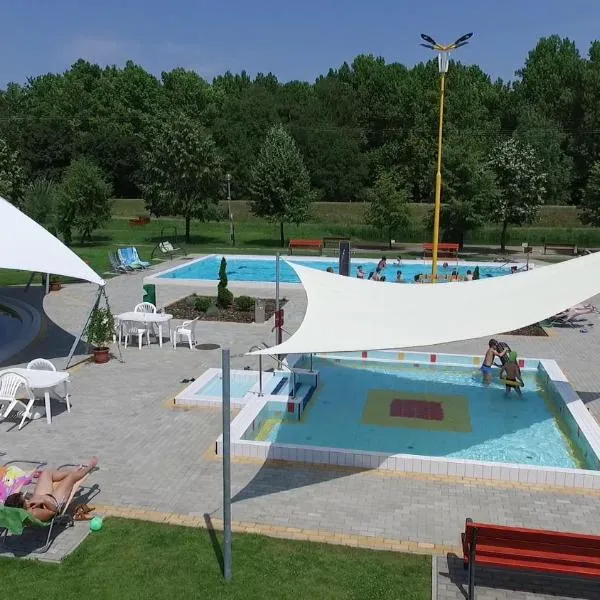 赫福乐思酒店，位于久洛的酒店