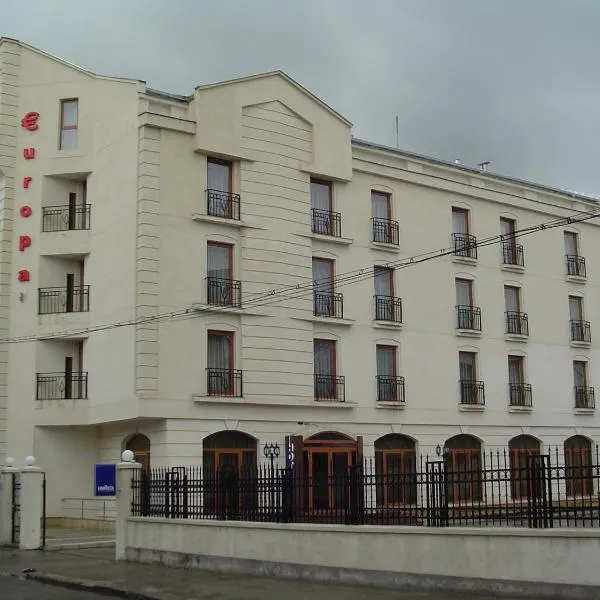 欧洲酒店，位于Blejoi的酒店