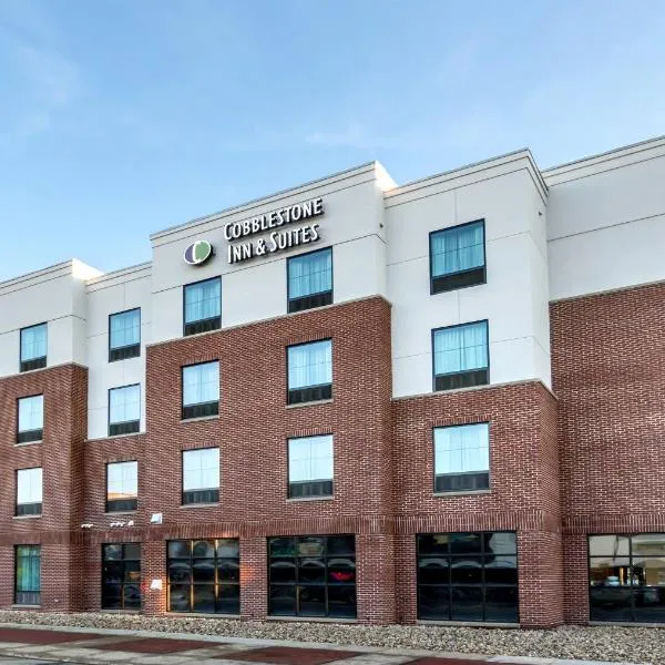 Cobblestone Inn & Suites - Waverly,位于韦弗利的酒店