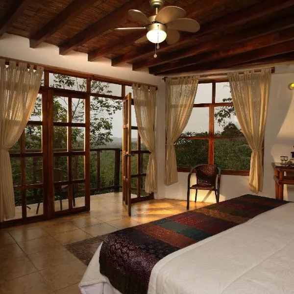 Samai Lodge Holistic Living，位于Olan的酒店