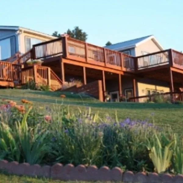 Sawin' Logs Inn,位于Devils Tower的酒店