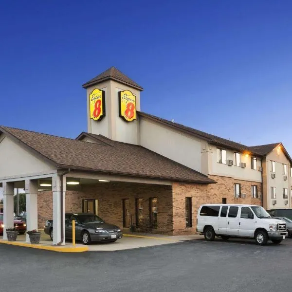 Super 8 by Wyndham Mount Vernon, IL，位于芒特弗农的酒店