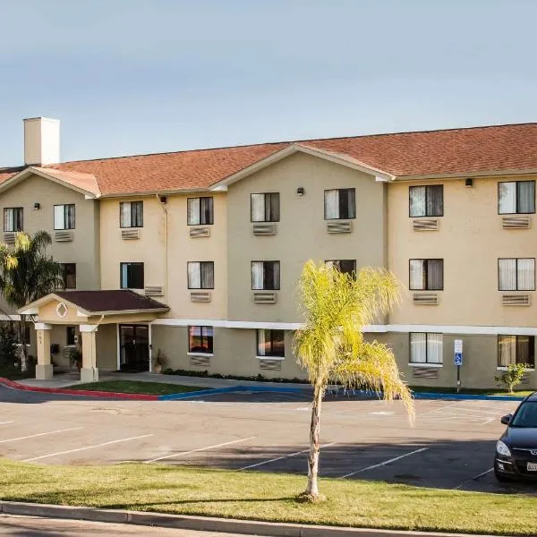 瓦卡维尔速8酒店，位于瓦卡维尔的酒店