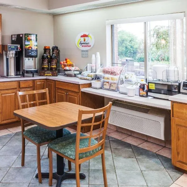 瓦尔帕莱索速8酒店，位于瓦尔帕莱索的酒店