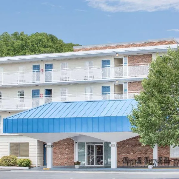 豪生国际酒店集团斯汤顿快捷酒店，位于Greenville的酒店