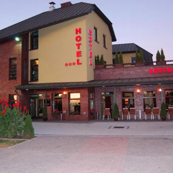 沃托酒店，位于Janowice Duże的酒店